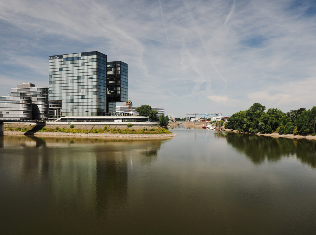 Vario-Elmarit bei 14mm (28mm Kleinbild)